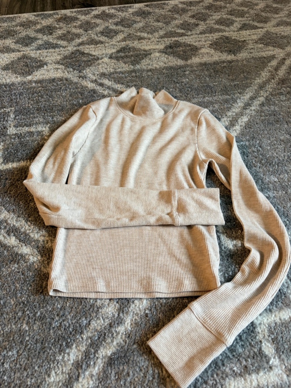 American Eagle Outfitters Ribbed Cropped Mock Neck Sweater in Oatmeal